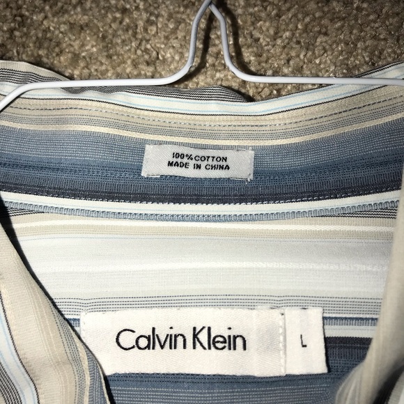 Calvin Klein dress shirt - Picture 2 of 2